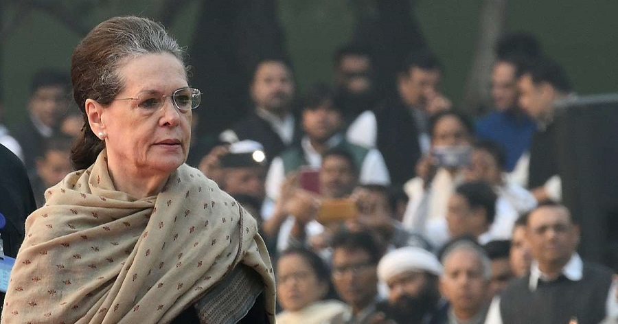 The Congress chief Sonia Gandhi highlighting the plight of migrant worker stated that by making this humble contribution her party is affirming solidarity with them. (file photo, Courtesy: msn.com)