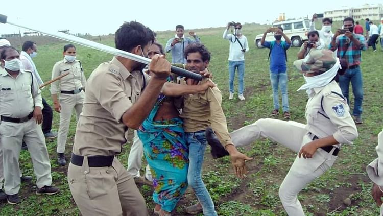 Guna incident highlights the inhumane side of our policemen. (Image Courtesy: Twitter)