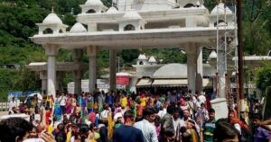 The pilgrimage to the holy cave shrine Mata Vaishno Devi atop Trikuta hills of Jammu and Kashmir resumed on Sunday. (Photo Courtesy: New Indian Express)