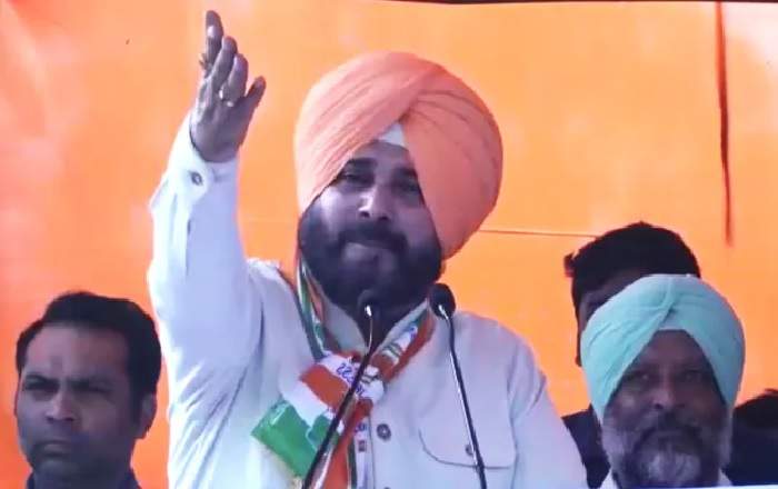 Cricketer-turned-politician Navjot Singh Sidhu appointed Punjab Congress president (Image credit: NDTV)