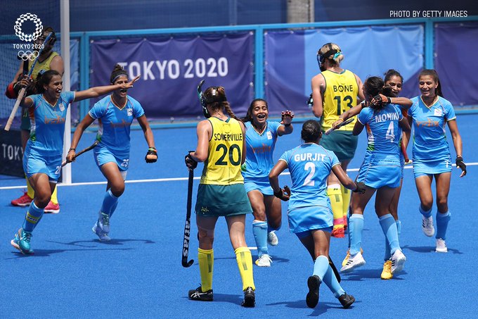 Cheerful Indian women's hockey team after stunning Australia. (Image credit: Getty Image)
